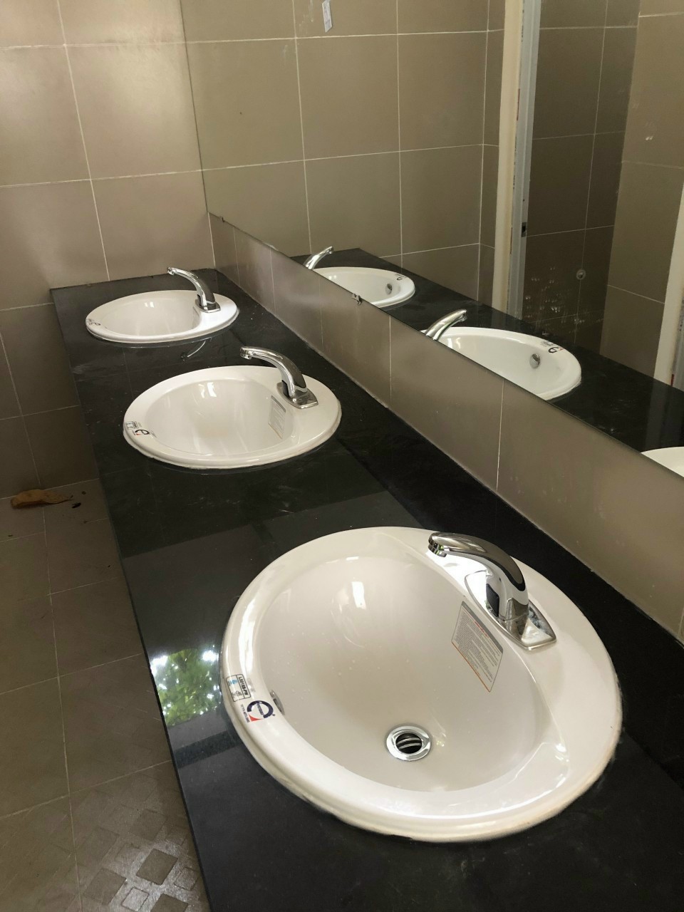 CÔNG TY THIẾT BỊ VỆ SINH ĐÔNG ANH